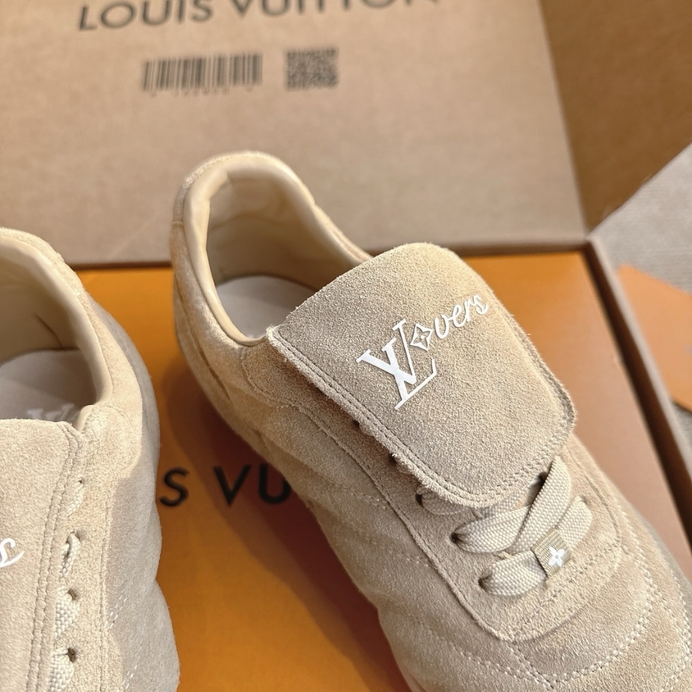 Louis Vuitton Lv Footprint Soccer Beige 1ahtx8