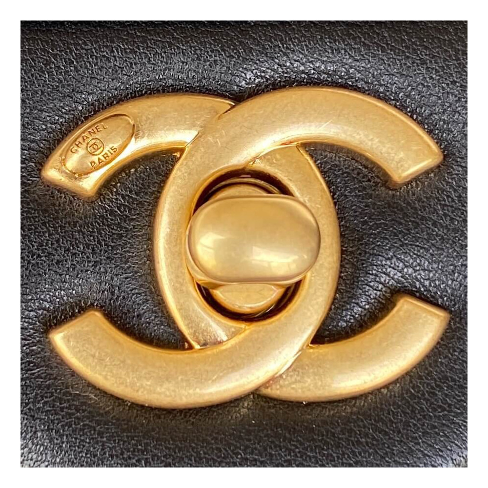 Chanel Mini Flap Bag 20cm Heart Chain