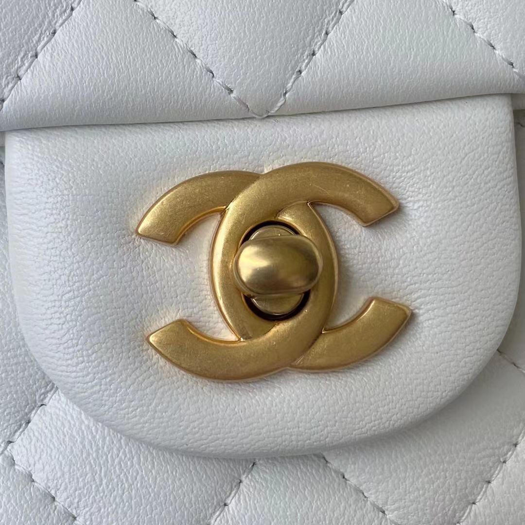 Chanel Mini Flap Bag With Top Handle White 20Cm As2431