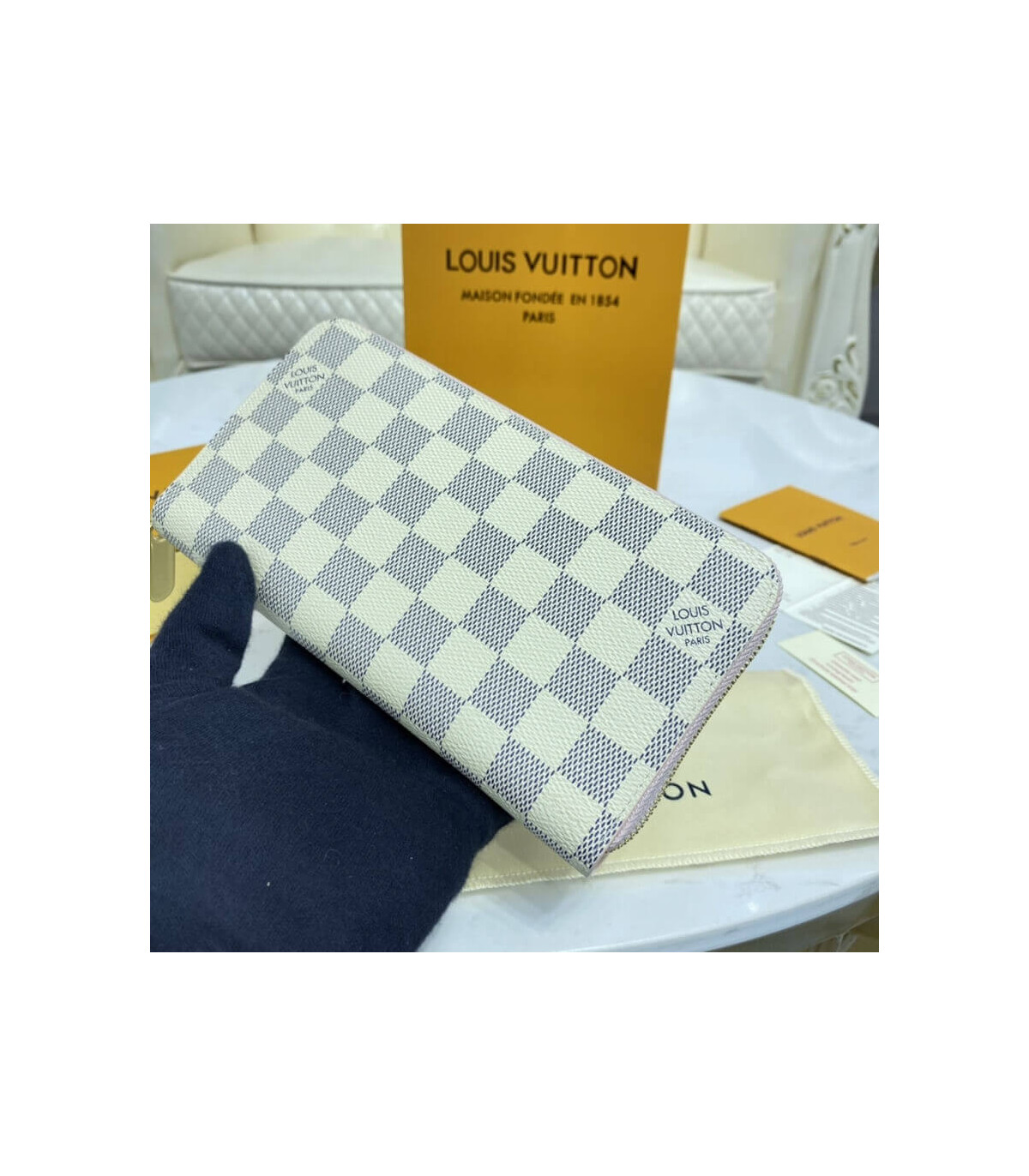 Louis Vuitton Damier Azur Zippy Wallet Pink