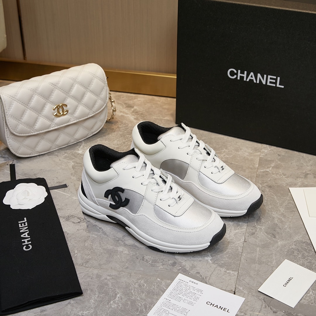 Chanel Suede And Leather Cc Low Top Sneakers White Black