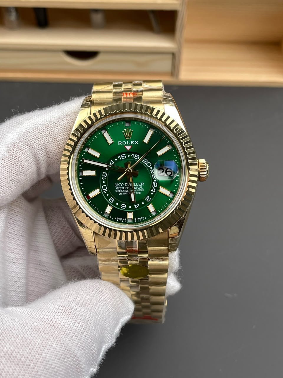 [Superclone] Rolex Oyster Sky-Dweller 42 mm Yellow Gold 336938 Green Dial