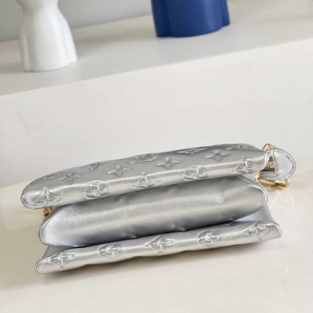 Louis Vuitton Coussin BB Silver 21Cm M20567