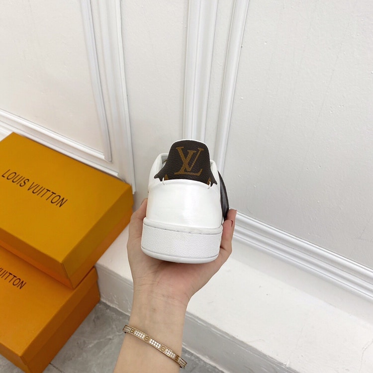 Louis Vuitton Frontrow Monogram Strap White