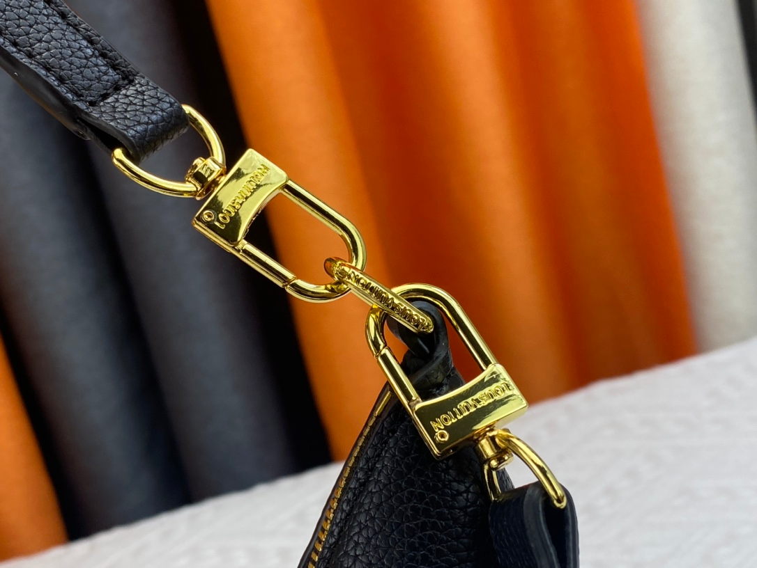 Louis Vuitton Bagatelle 22Cm Full Black M46002