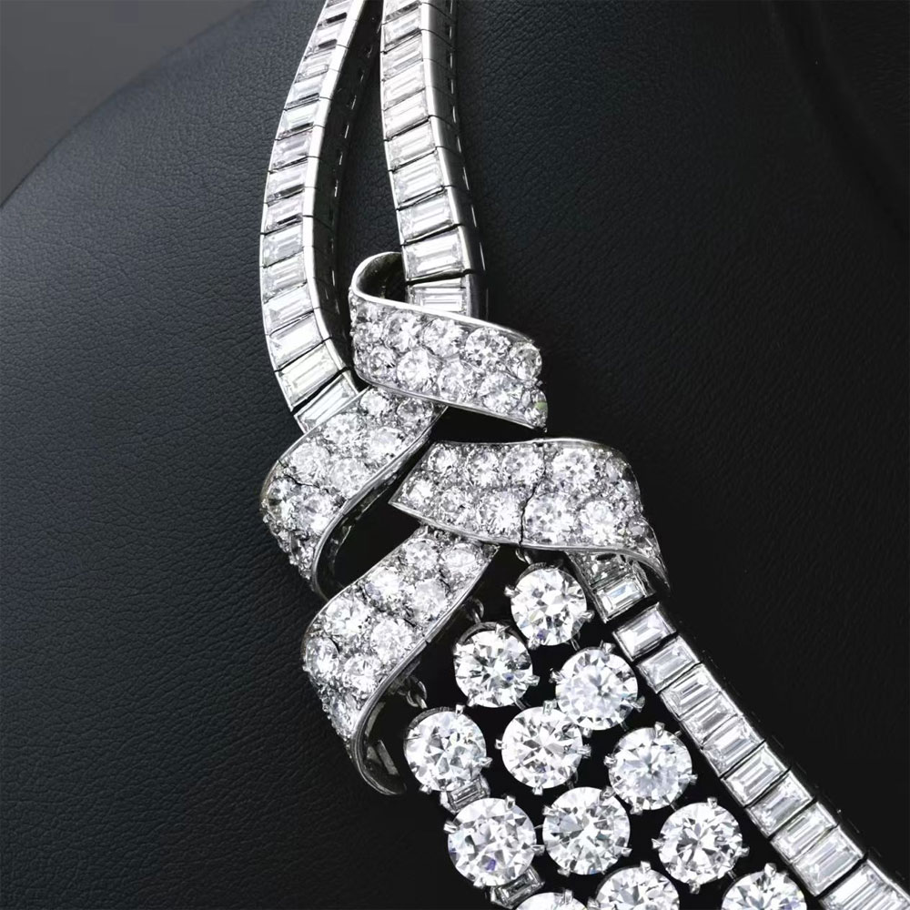 Van Cleef & Arpels diamond necklace