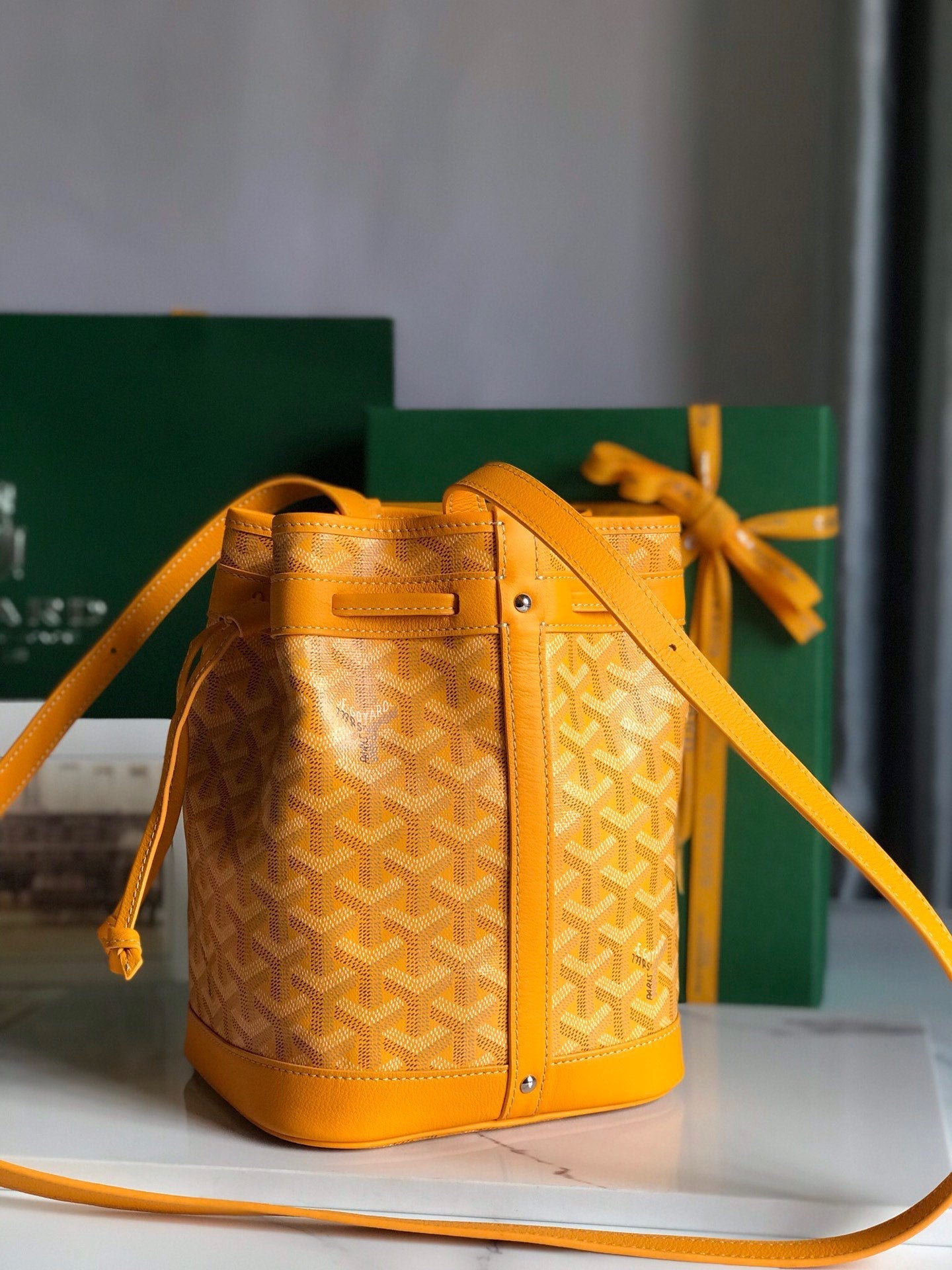 Goyard Petit Flot Bucket Bag 22 Cm Yellow Goyardine Canvas And Lambskin Trim