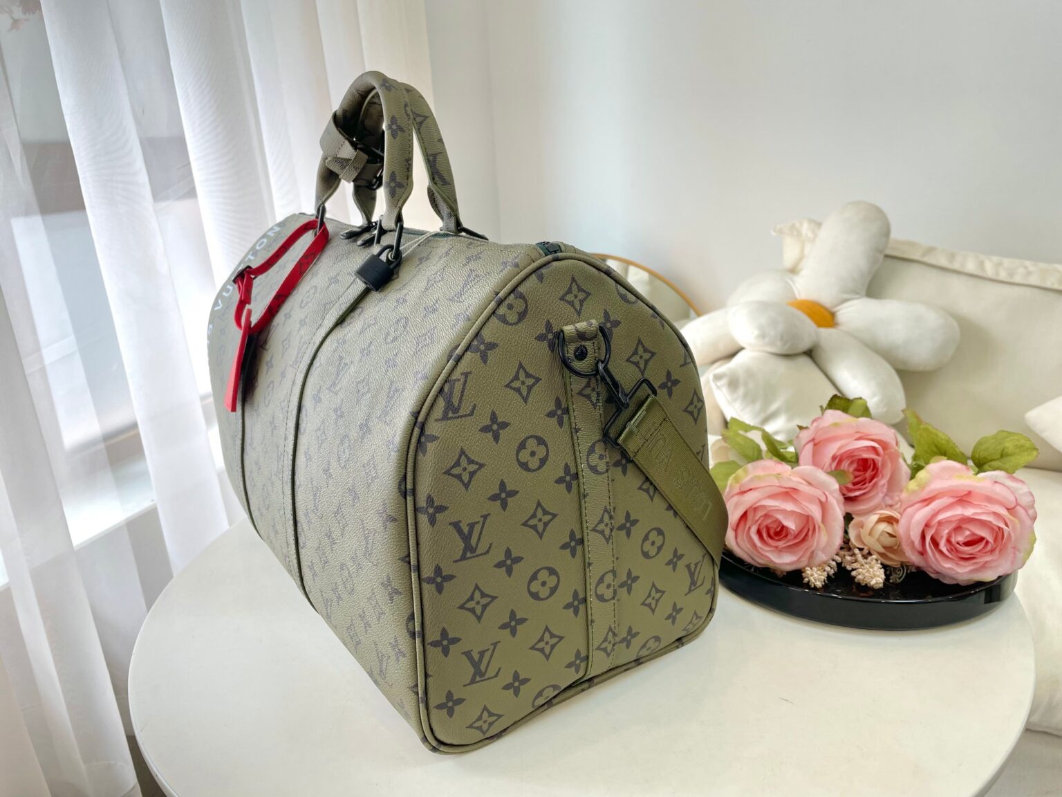 Louis Vuitton Keepall Bandouli Re 55 Bag Green 45Cm M23963