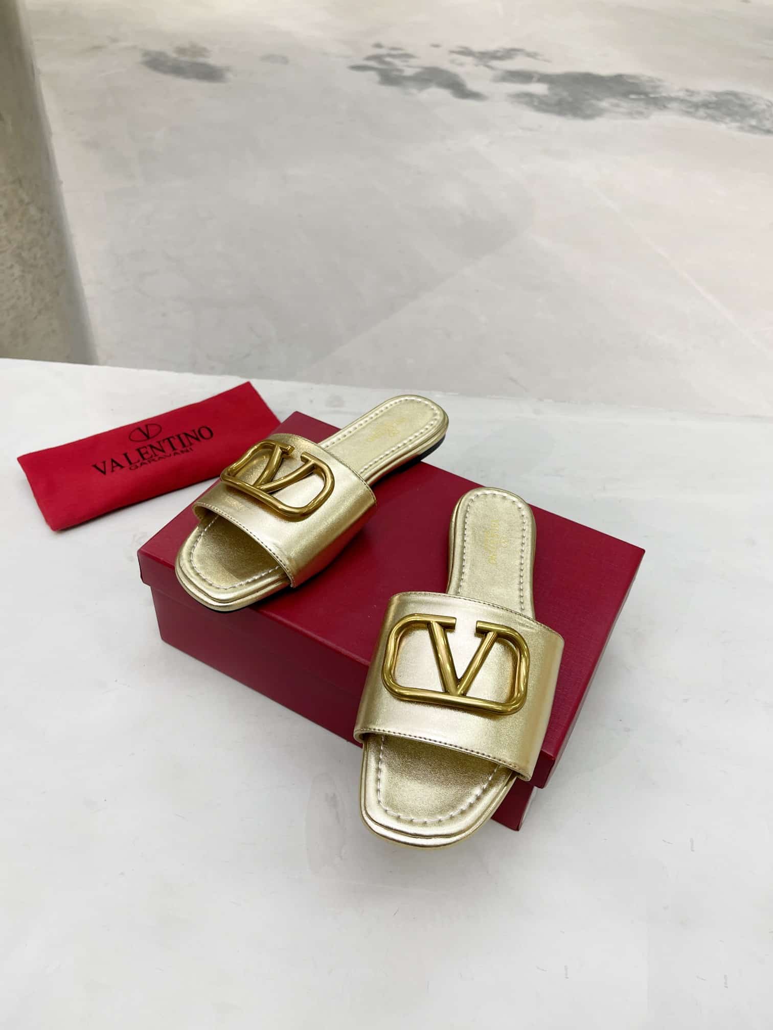 Valentino Garavani VLogo Signature Slide Sandal Gold