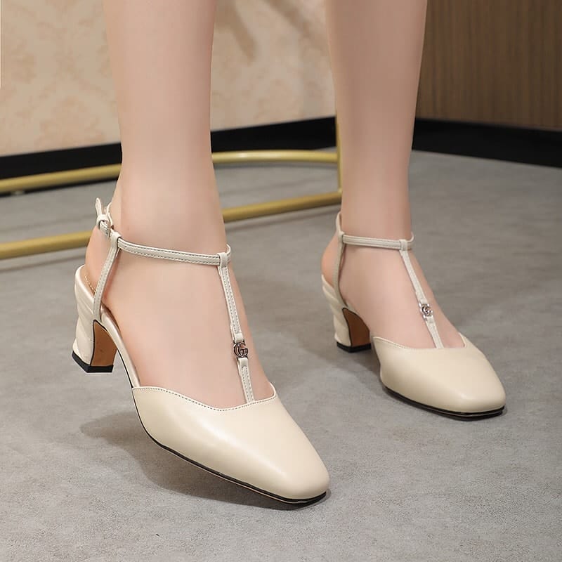 Gucci Women’s Petite GG Slingback Pump ‎White ‎723446 BKO00 9049