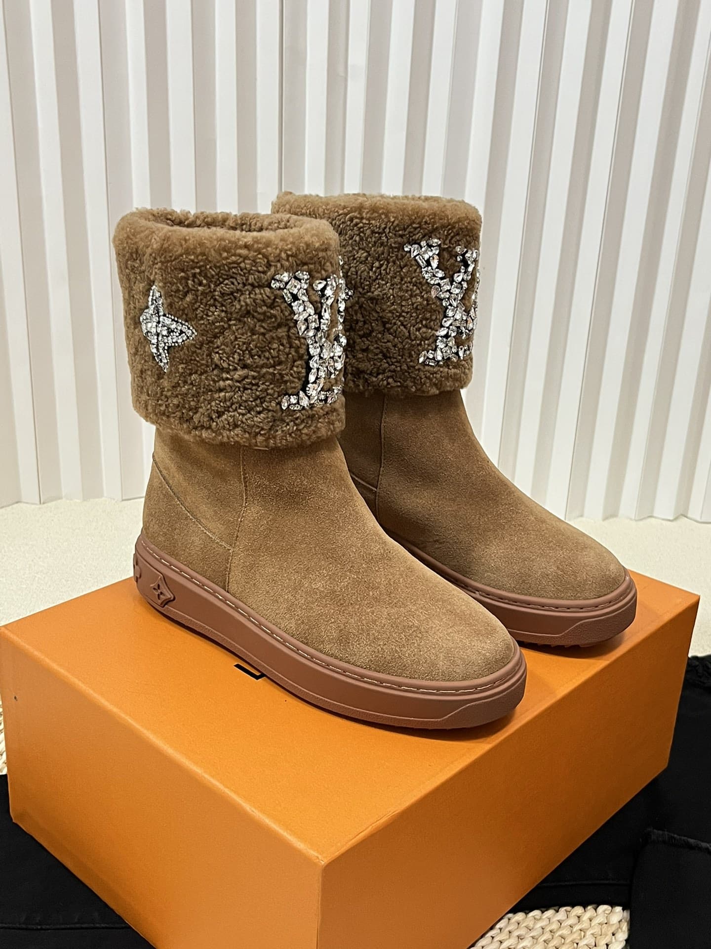 Louis Vuitton Ankle Boot Studded With Diamonds Brown