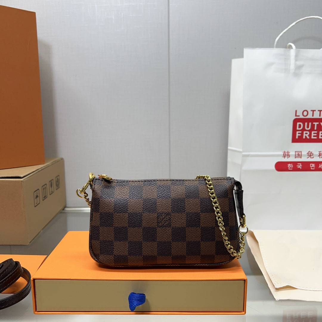 Louis Vuitton Pochette Accessoires Damier Ebene 17Cm With Chain N58009