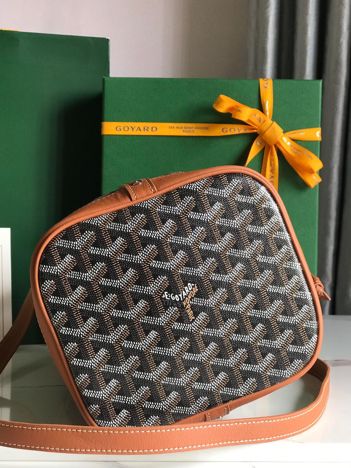 Goyard Petit Flot Bucket Bag 22 Cm Black Goyardine Canvas And Tan Lambskin Trim
