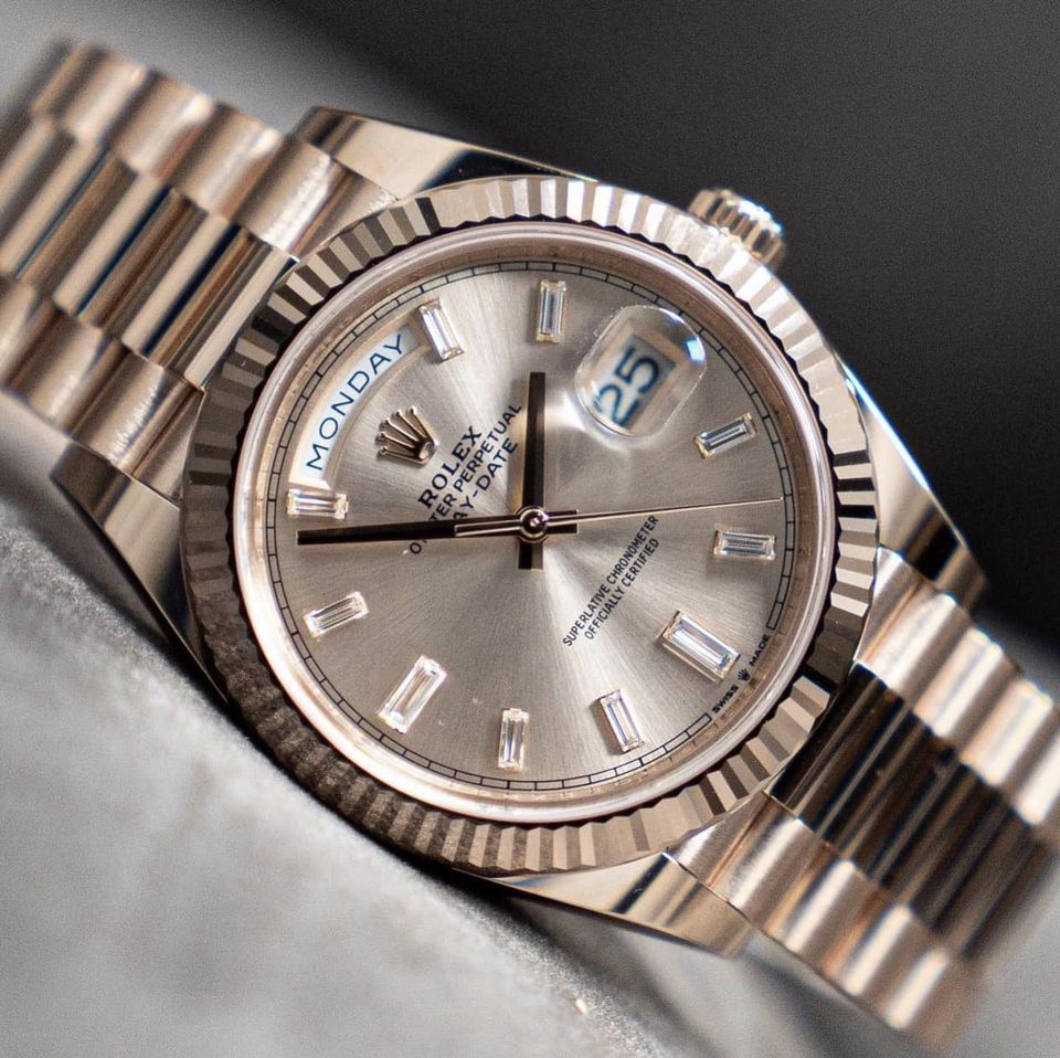 [Superclone] Rolex Day-Date 40mm Sundust Dial Fluted President 228235