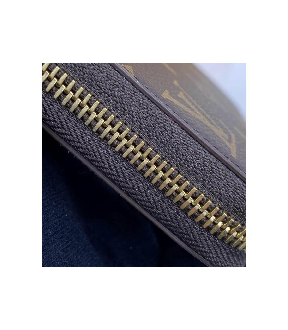 Louis Vuitton Monogram Zippy Wallet Red