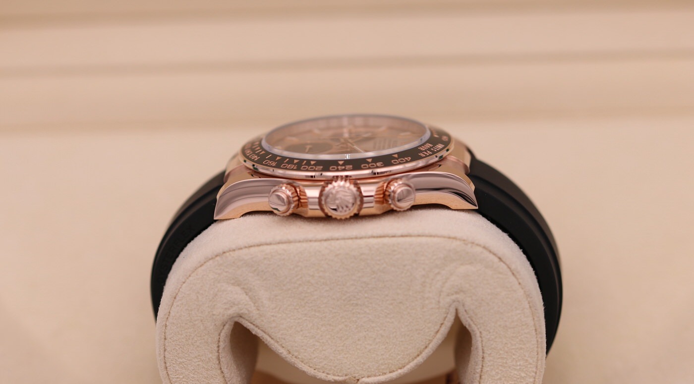 Rolex Daytona 40 mm Sundust Dial in Everose Gold 126515LN