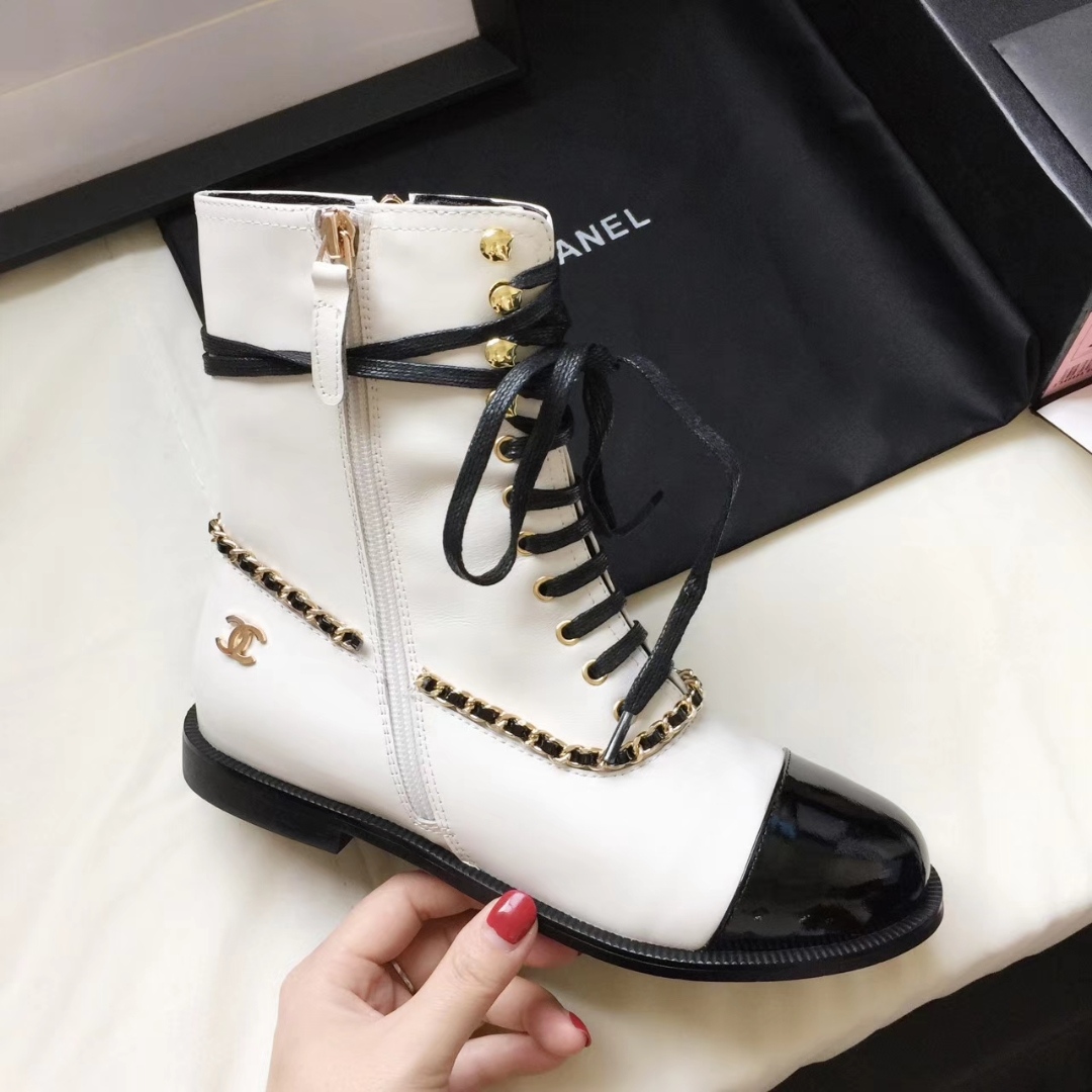 Chanel Botas Para Mujer White And Black