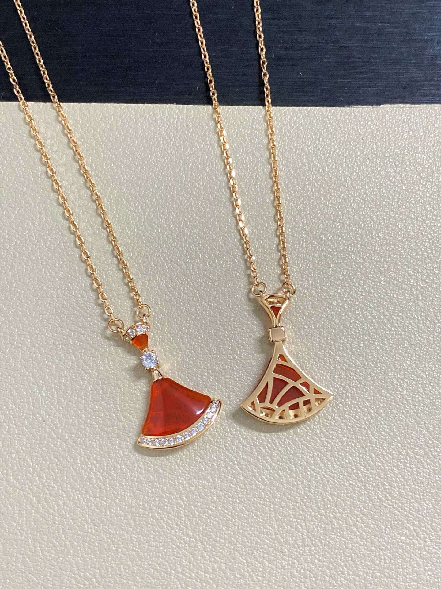 Bulgari 358365 Divas' Dream Necklace Carnelian Red 41 - 43 cm