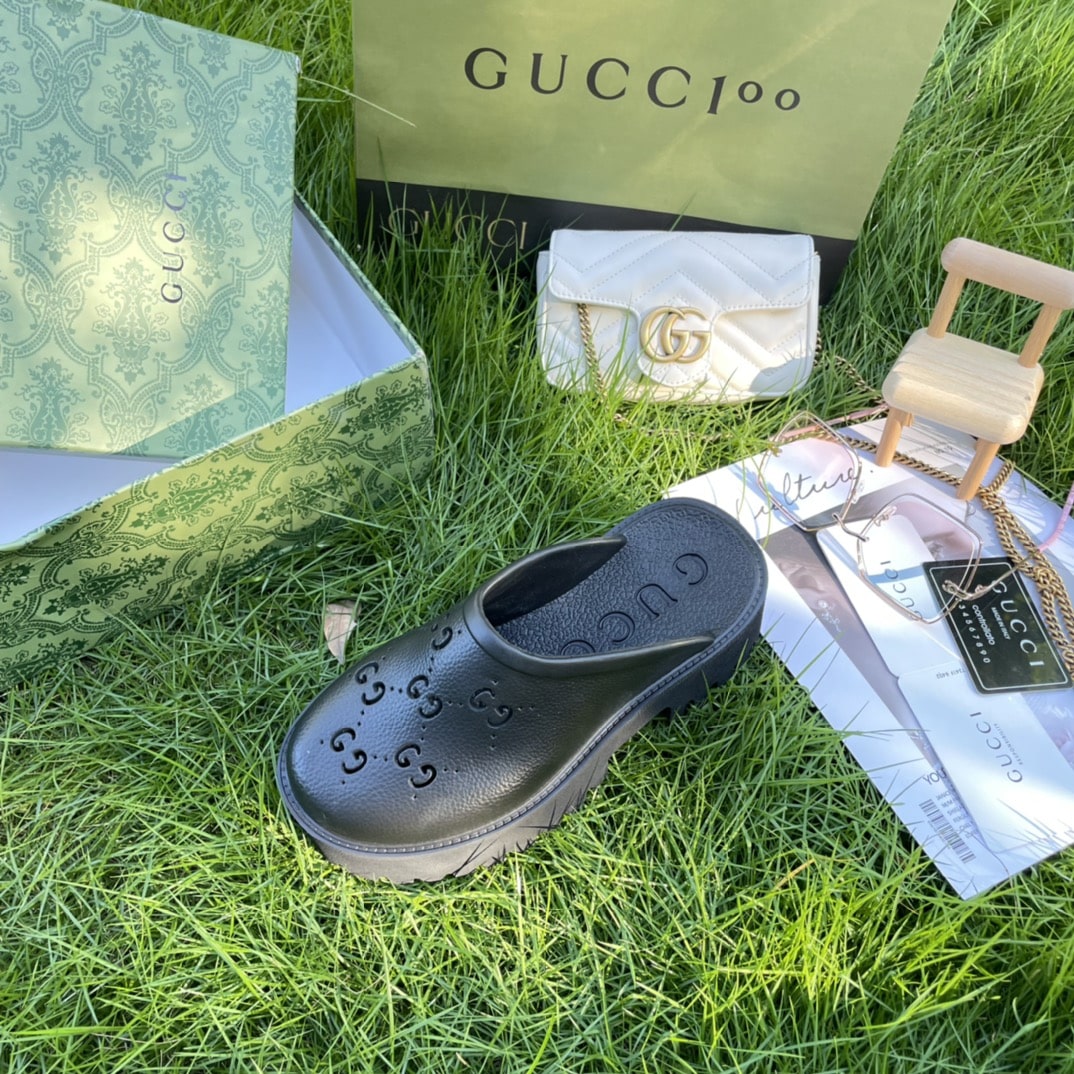Gucci Men’S Slip On Sandal Black Gg Rubber 655517 Jfb00 1000