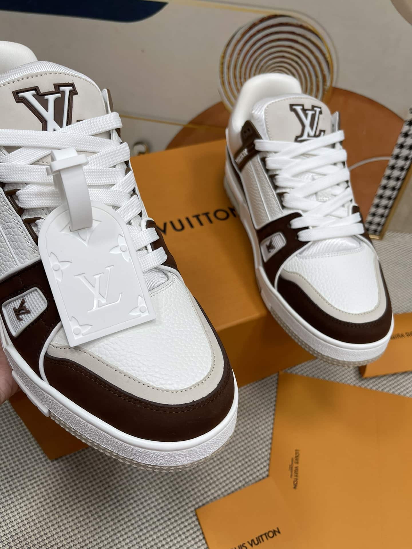 Louis Vuitton Lv Trainer Sneaker Brown 1Ablvb