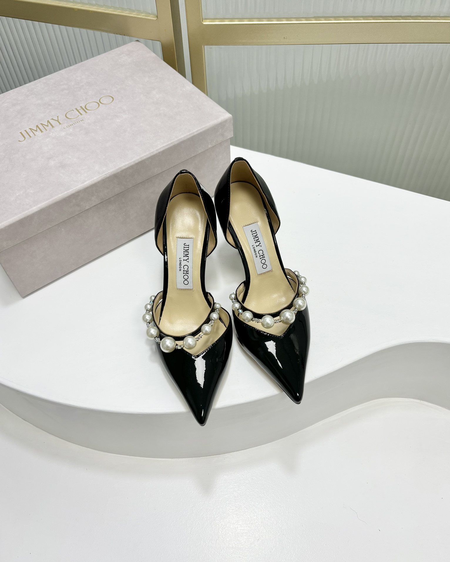 Jimmy choo Temperament and versatile hollow high heels