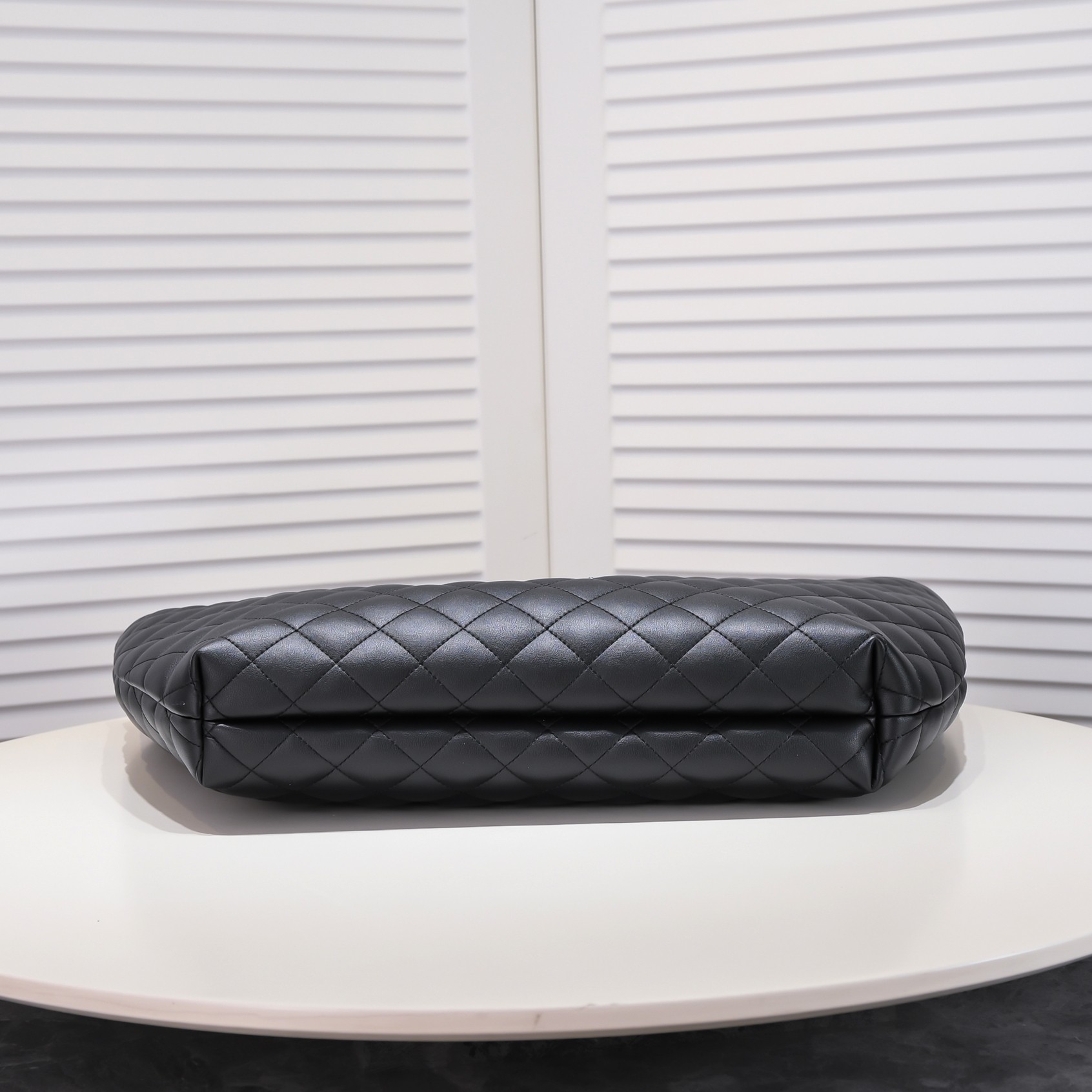 Saint Laurent Icare Maxi Quilted Shoulder Bag Black 50cm 698651AAANG1000