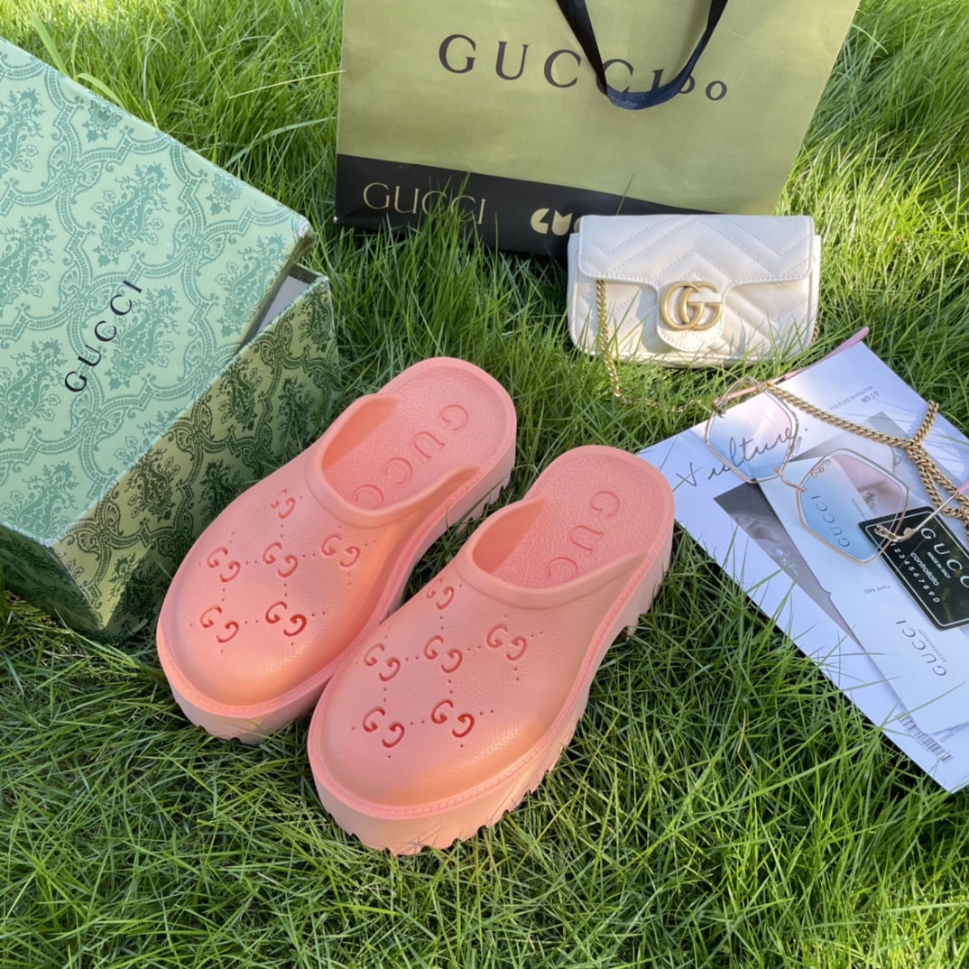 Gucci Men’S Slip On Sandal Pink Gg Rubber