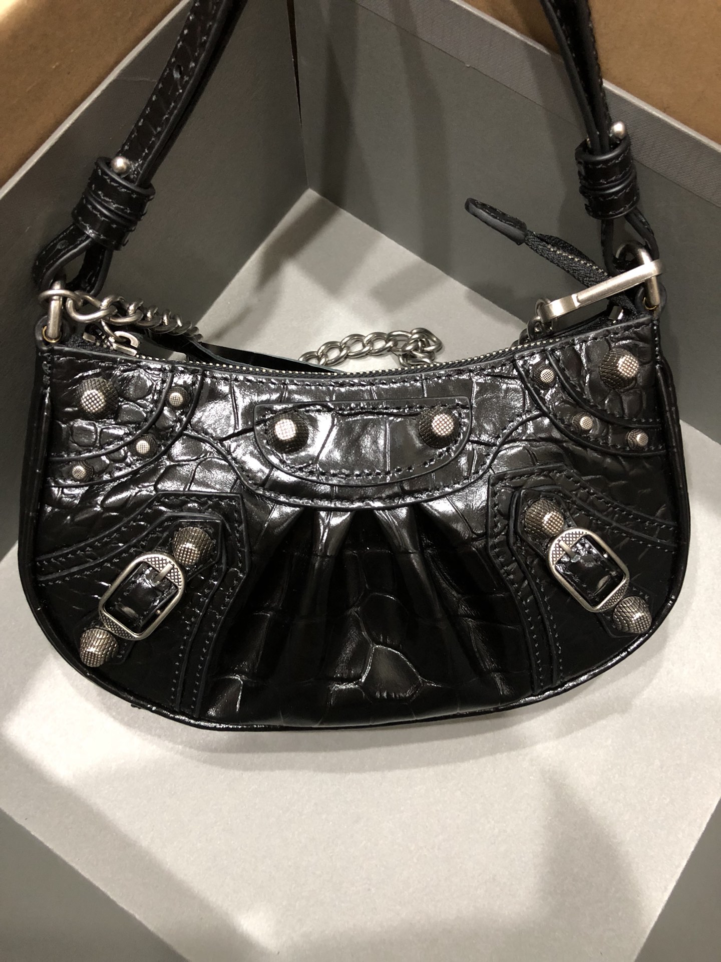 Balenciaga Le Cagole Mini i Croc-Embossed