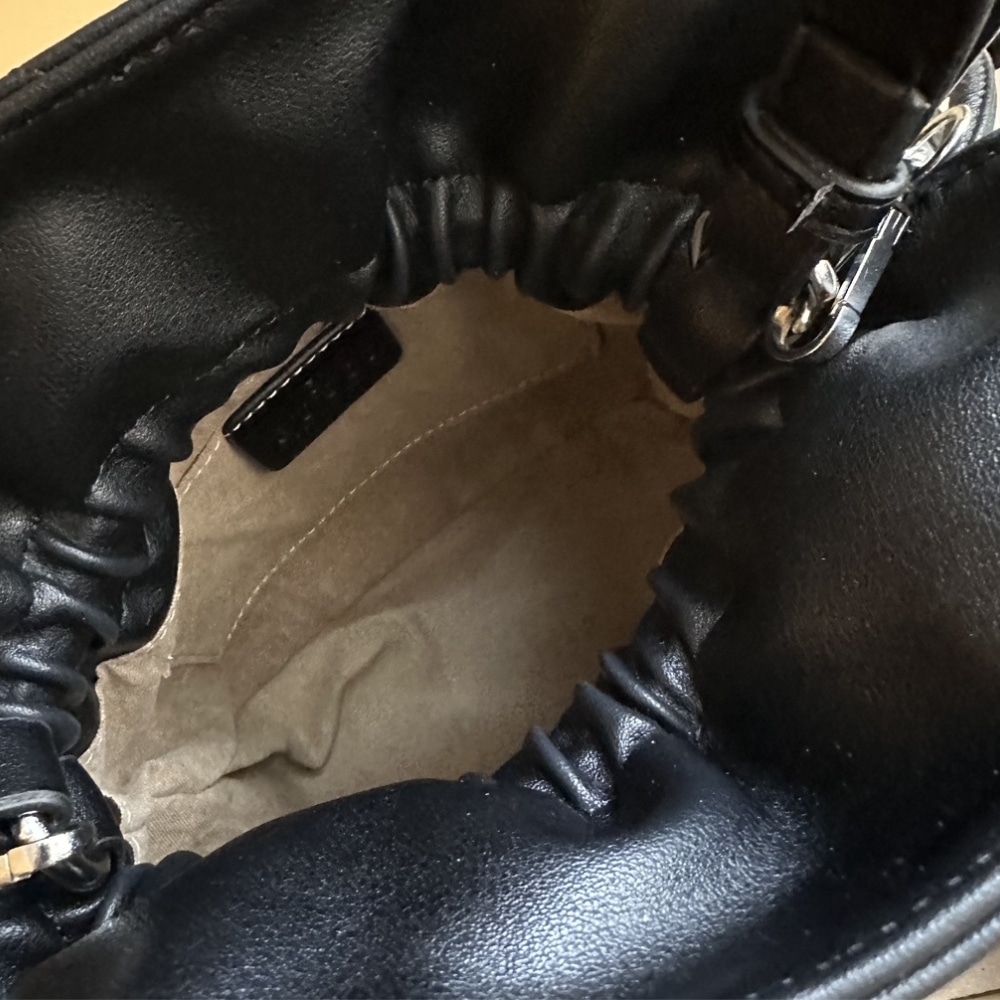 Gucci Blondie Mini Bucket Bag Black 19Cm 760313 Aacp7 1000