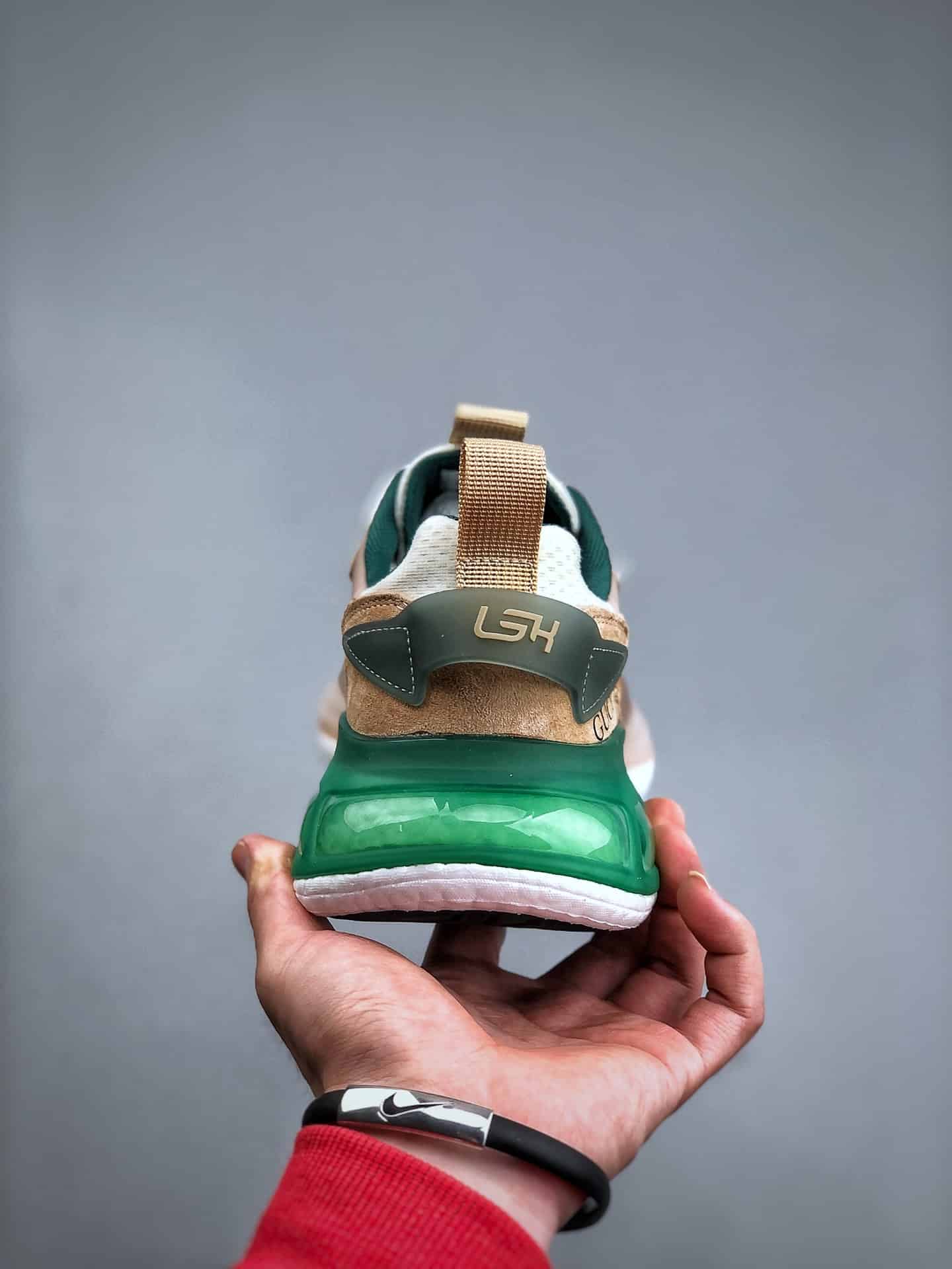 Gucci Design Sneaker Beige Green