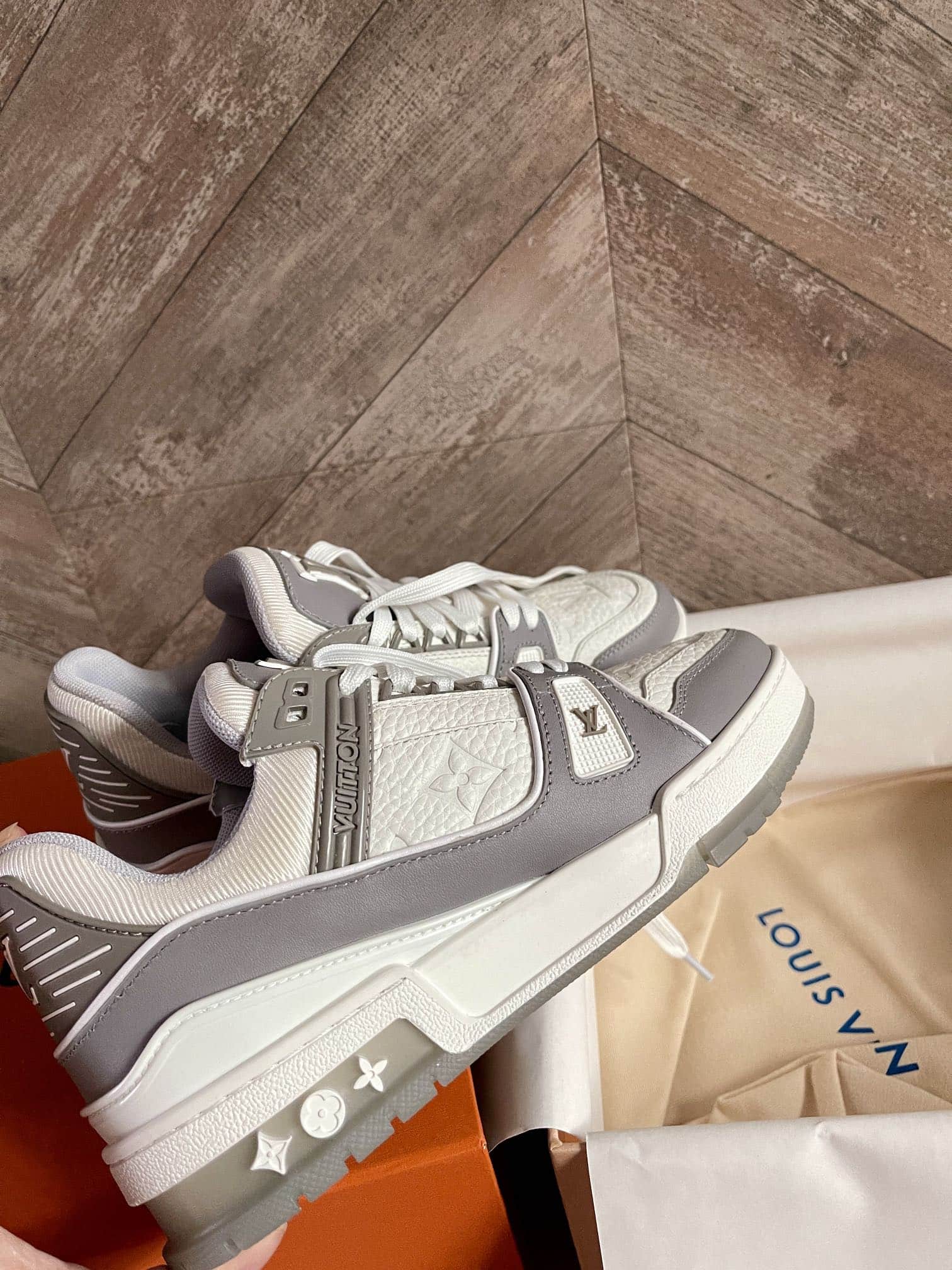 Louis Vuitton Lv Trainer Sneaker Grey White 1A8Kba