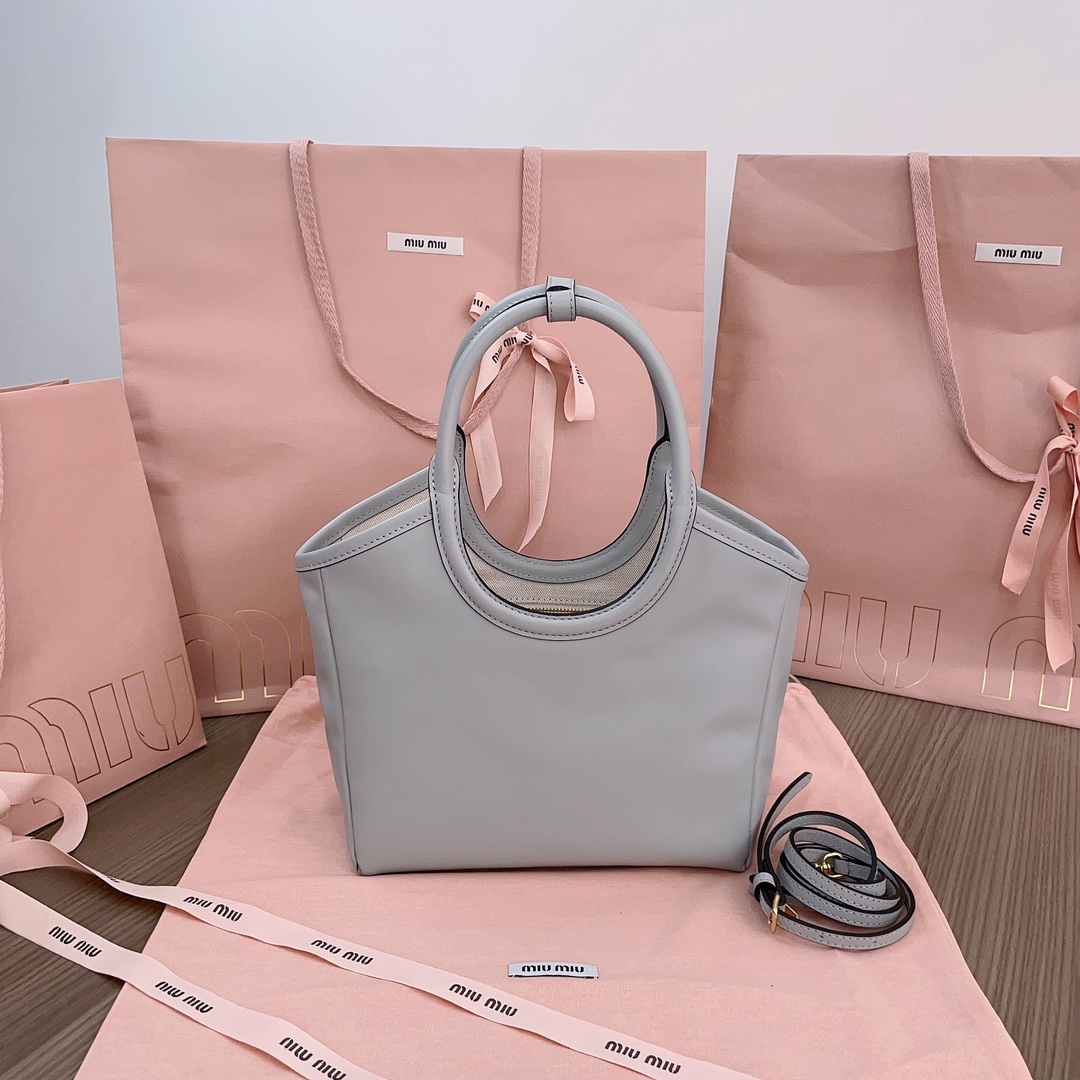 MIUMIU-5BG288 New Isetan Exclusive Tote