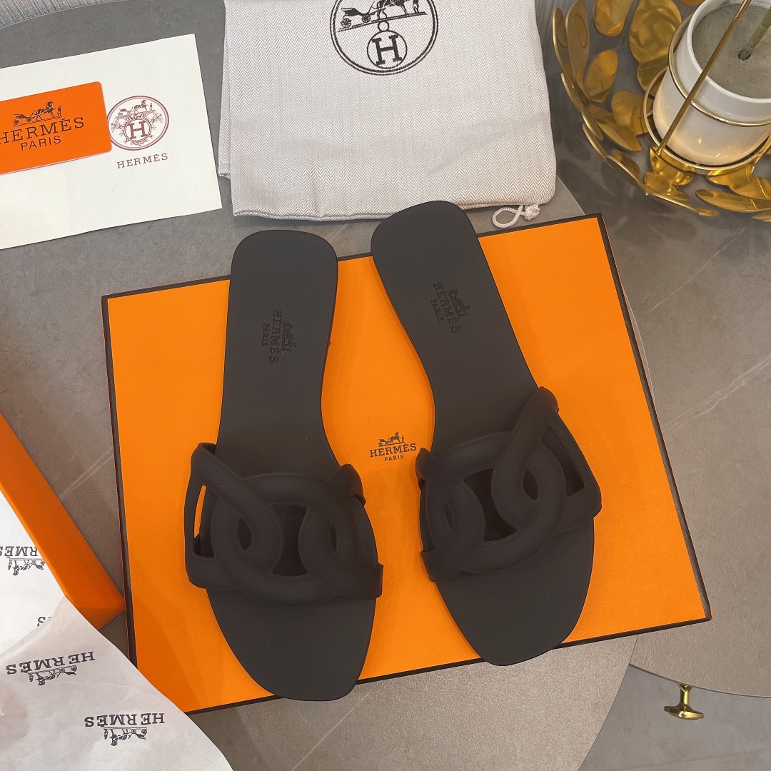 Hermes Aloha Sandal Black H201157Z 02350