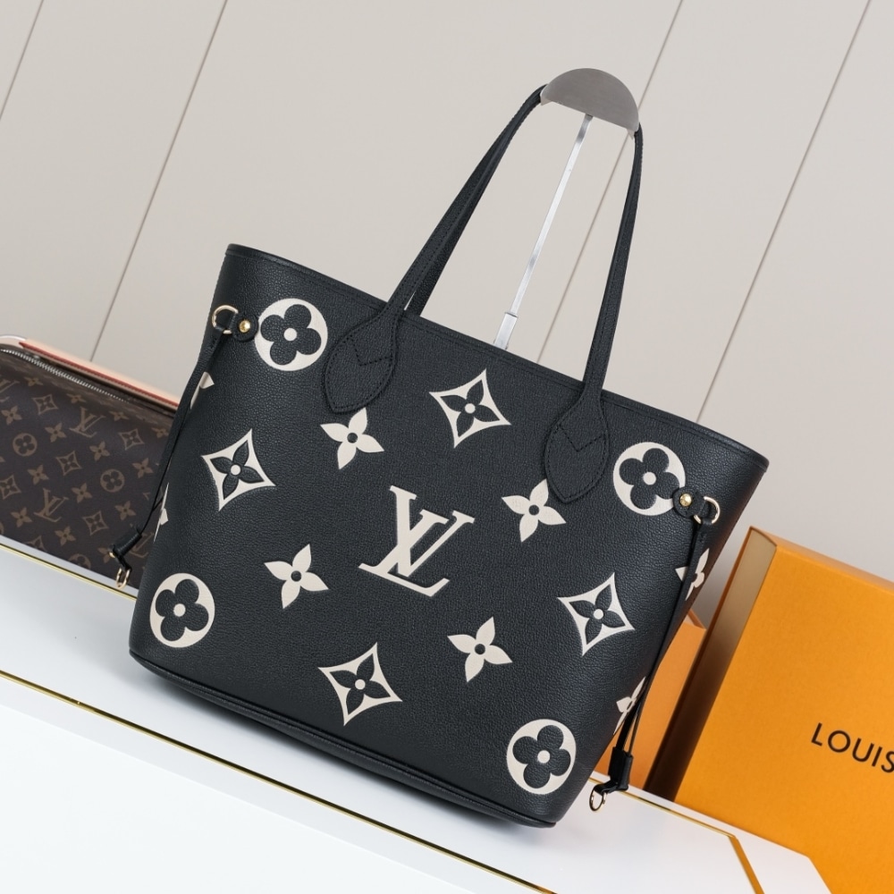 Louis Vuitton Neverfull MM Monogram Empreinte Black 31cm M58907