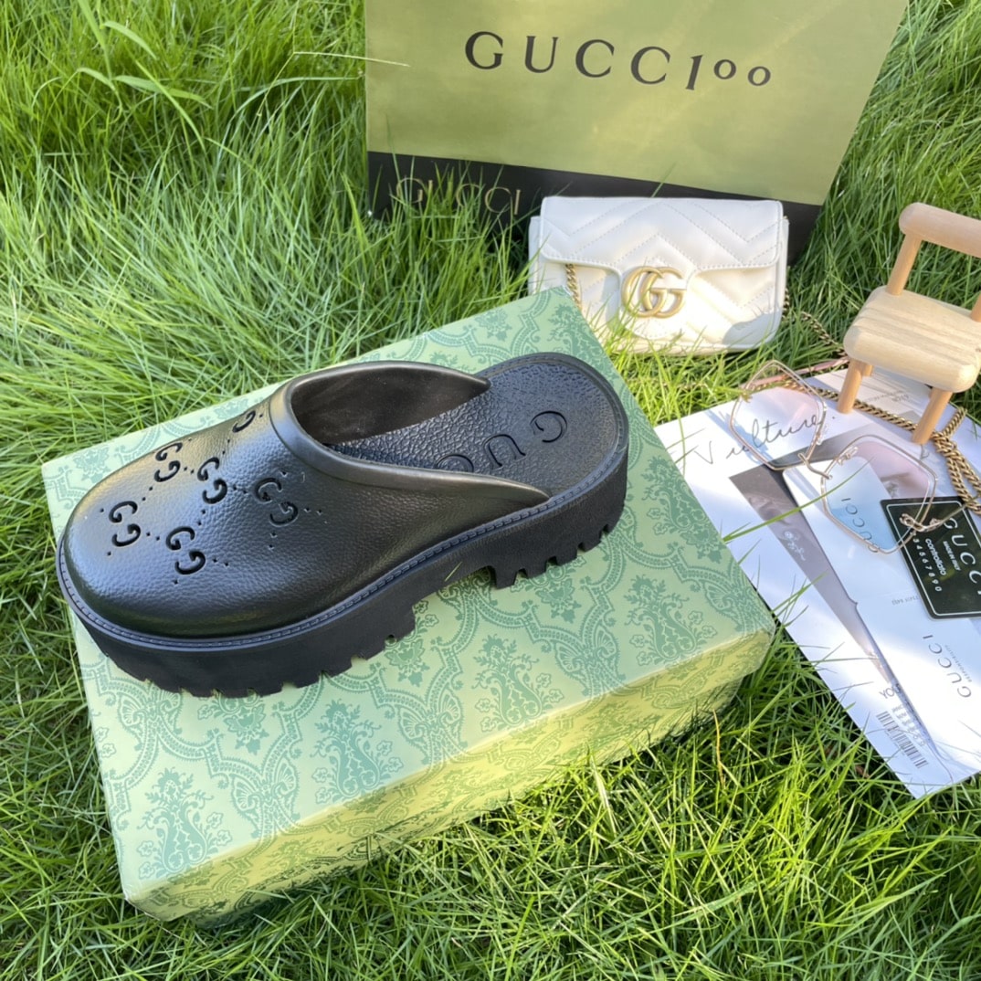 Gucci Men’S Slip On Sandal Black Gg Rubber 655517 Jfb00 1000