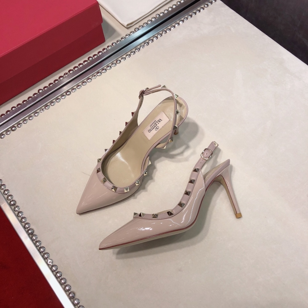 Valentino Garavani Rockstud Patent Leather Strap Pump Beige
