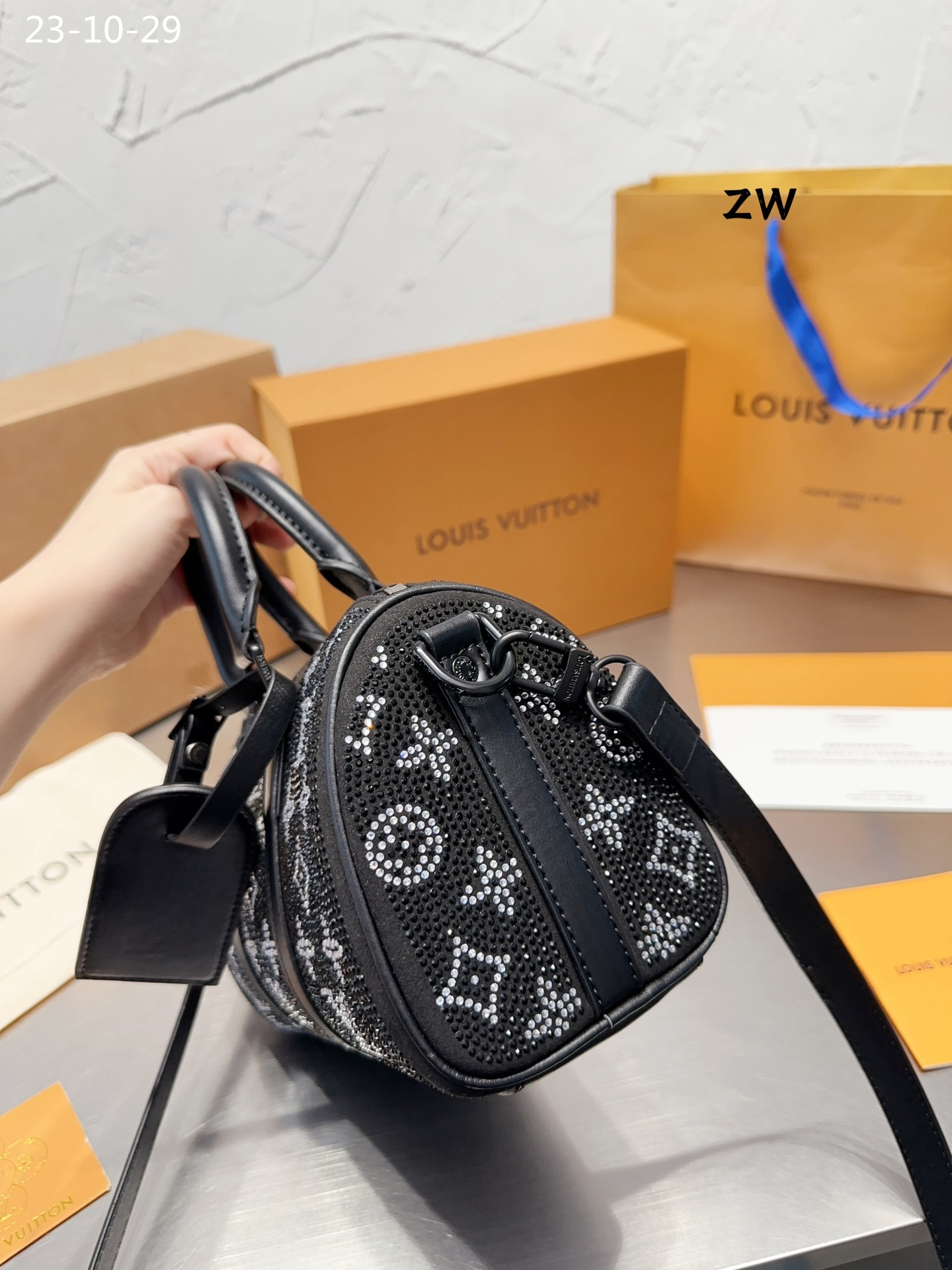 Louis Vuitton Crystal Keepall Bandouli Re 25 Black 25Cm
