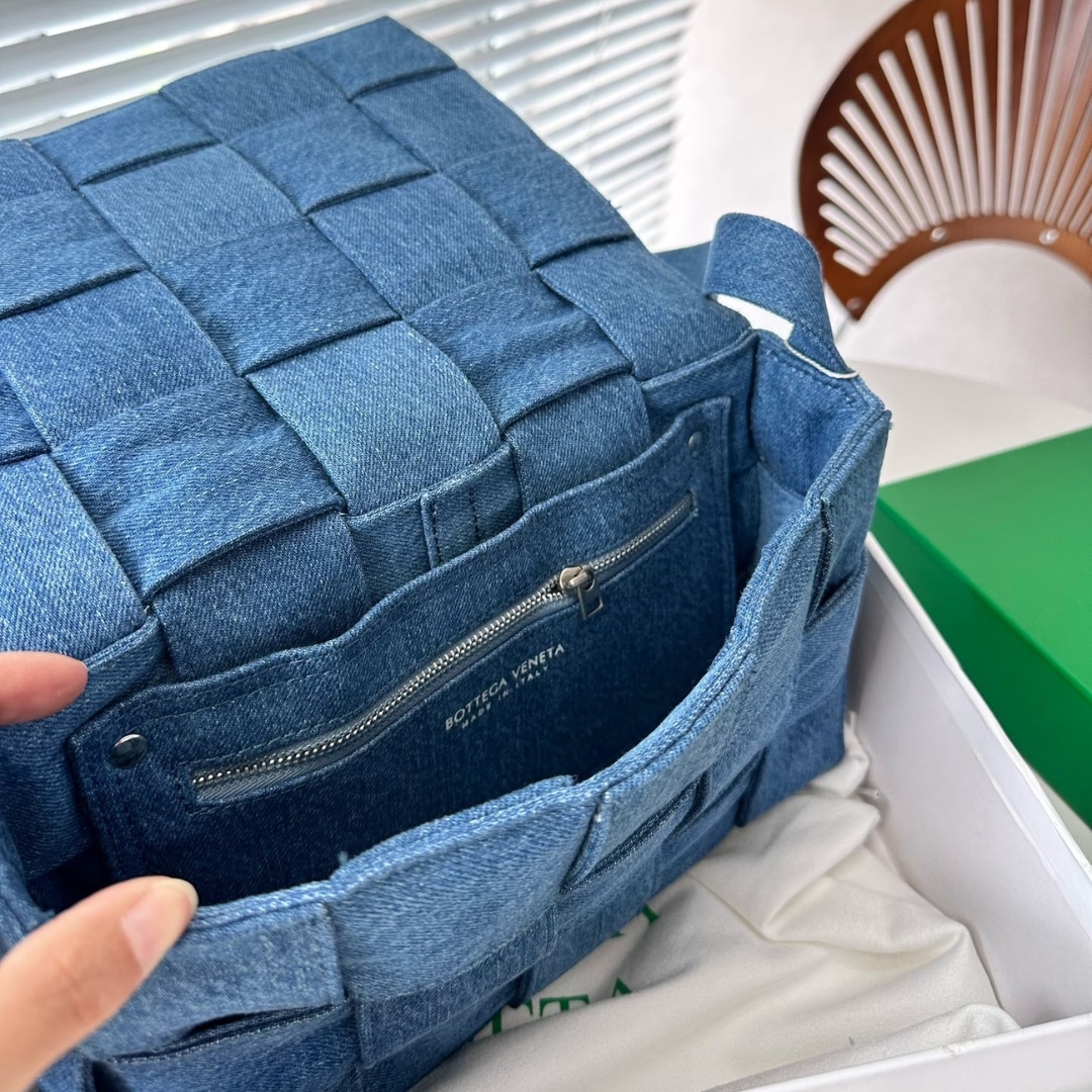 Bottega Veneta Denim Bag Blue 25Cm