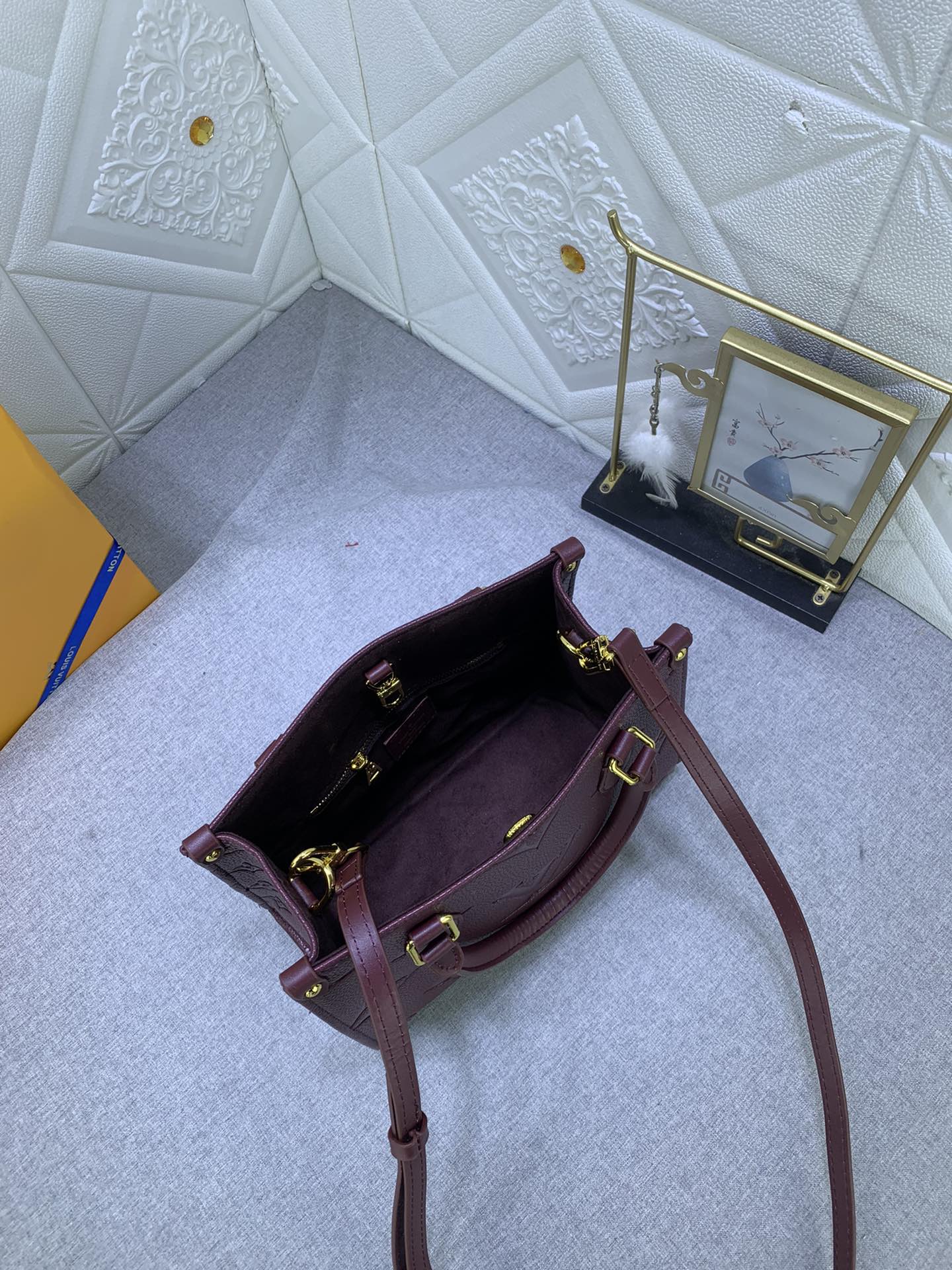 Louis Vuitton Onthego MM Monogram Empreinte Wine Red 25Cm M46601