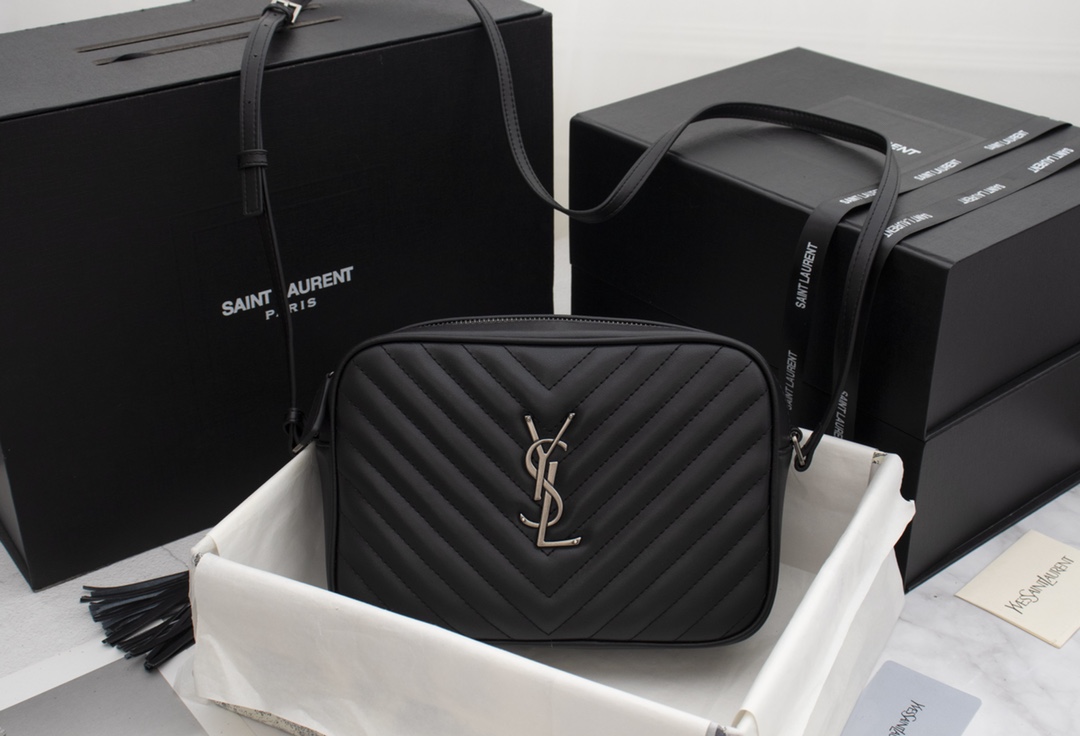 Saint Laurent Lou Camera Bag In Quilted Black Silver Leather 23Cm