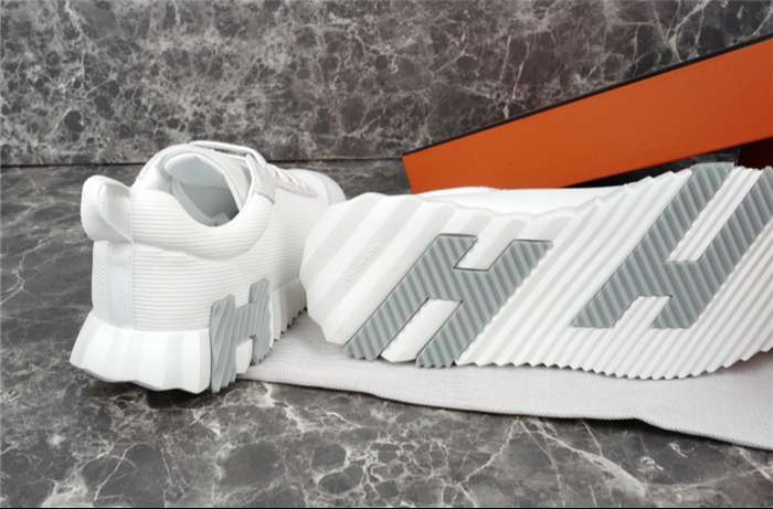 HERMES BOUNCING SNEAKER WHITE