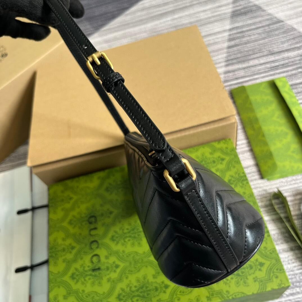 Gucci GG Marmont Shoulder Bag
