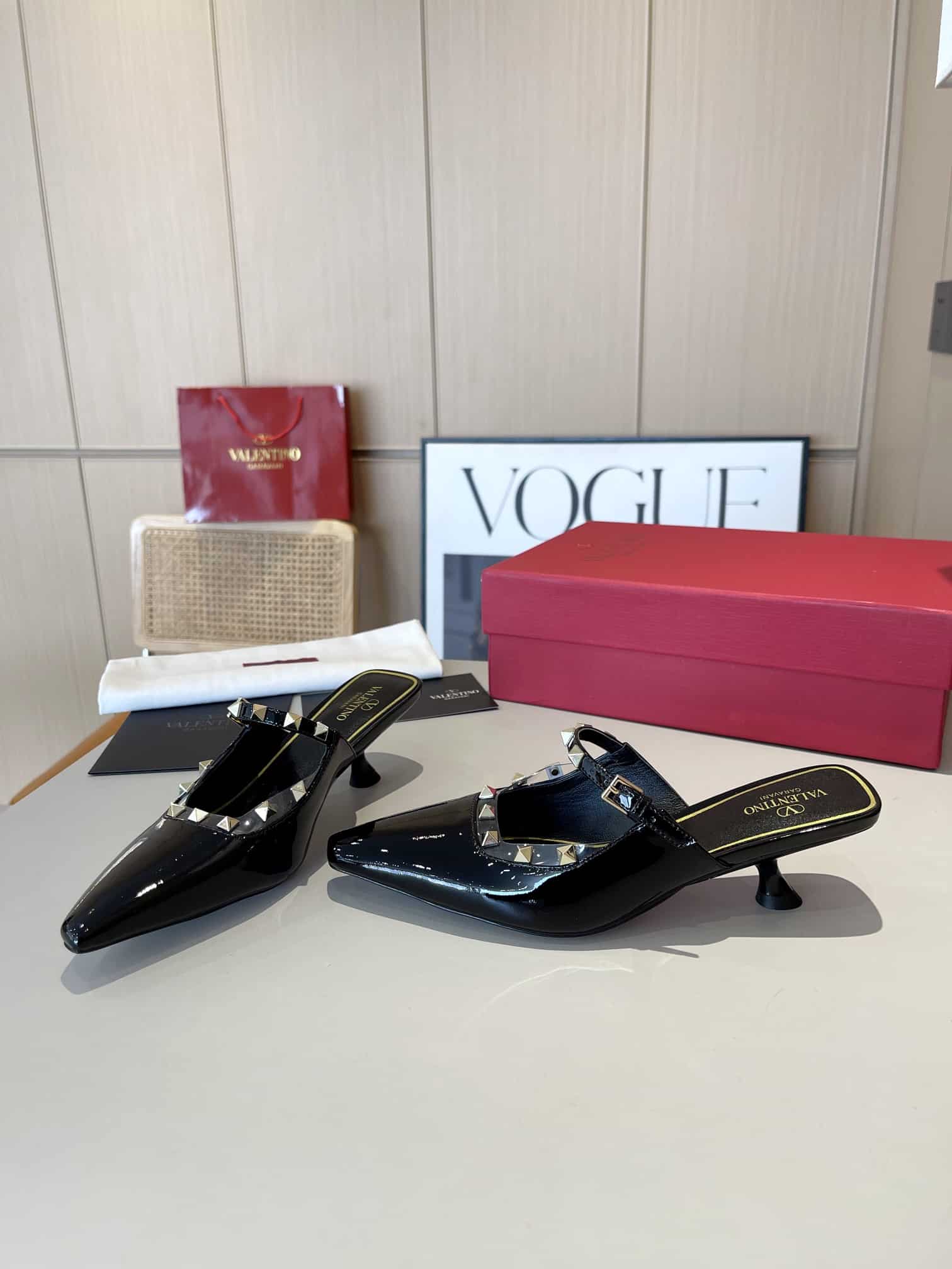 Valentino Garavani Rockstud Asymmetric Patent Leather Mules Black