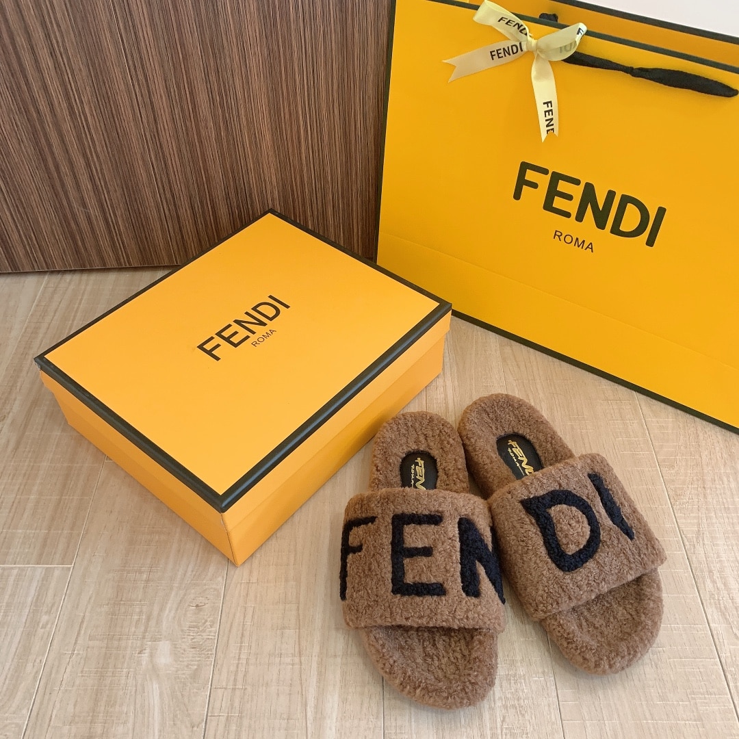 Fendi Fleece Slippers Brown