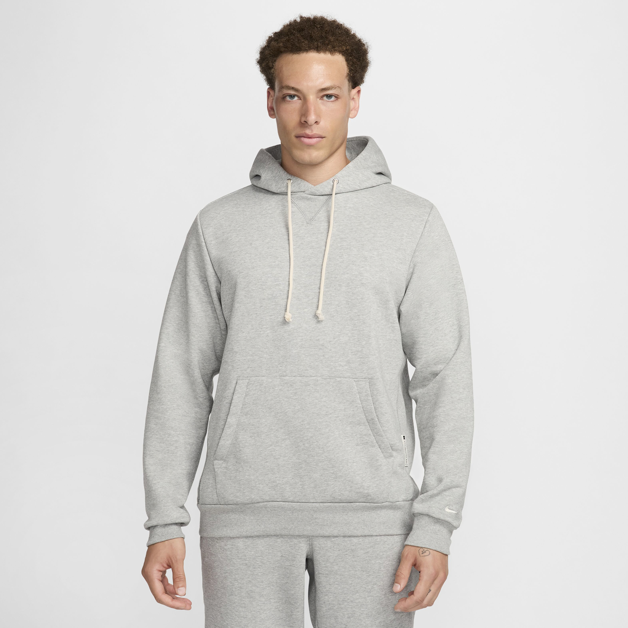 Nike Standard Issue Dri-FIT Pullover Hoodie