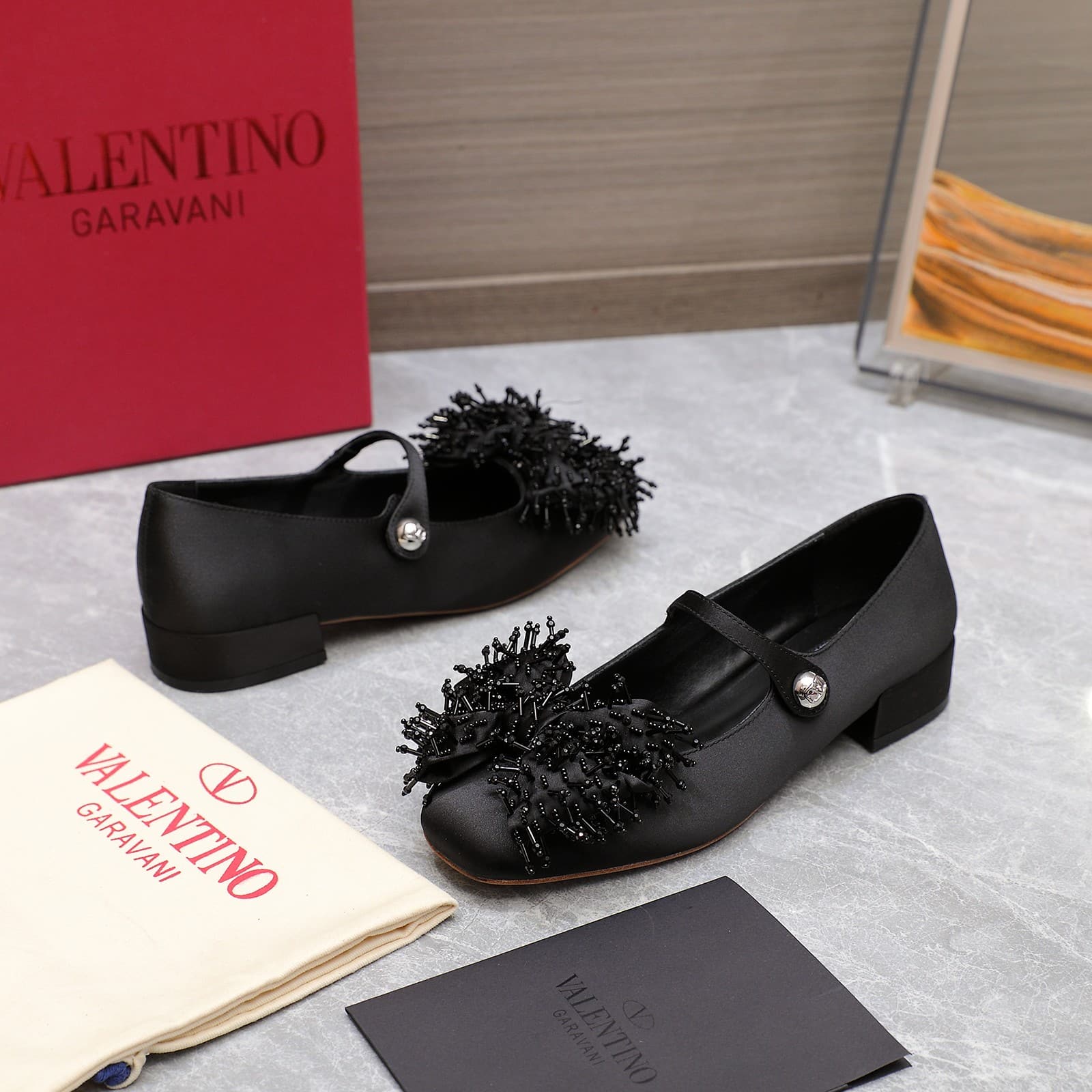Valentino Garavani Bowjane Black 5W0S0Ki3Puf 0No