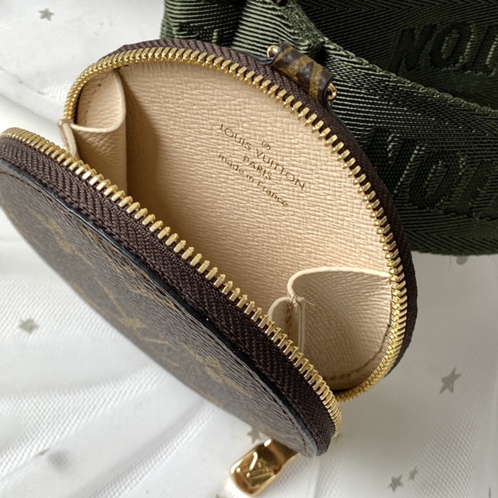 Louis Vuitton Multi Pochette Accessoires Monogram Canvas Khaki 24cm M44813
