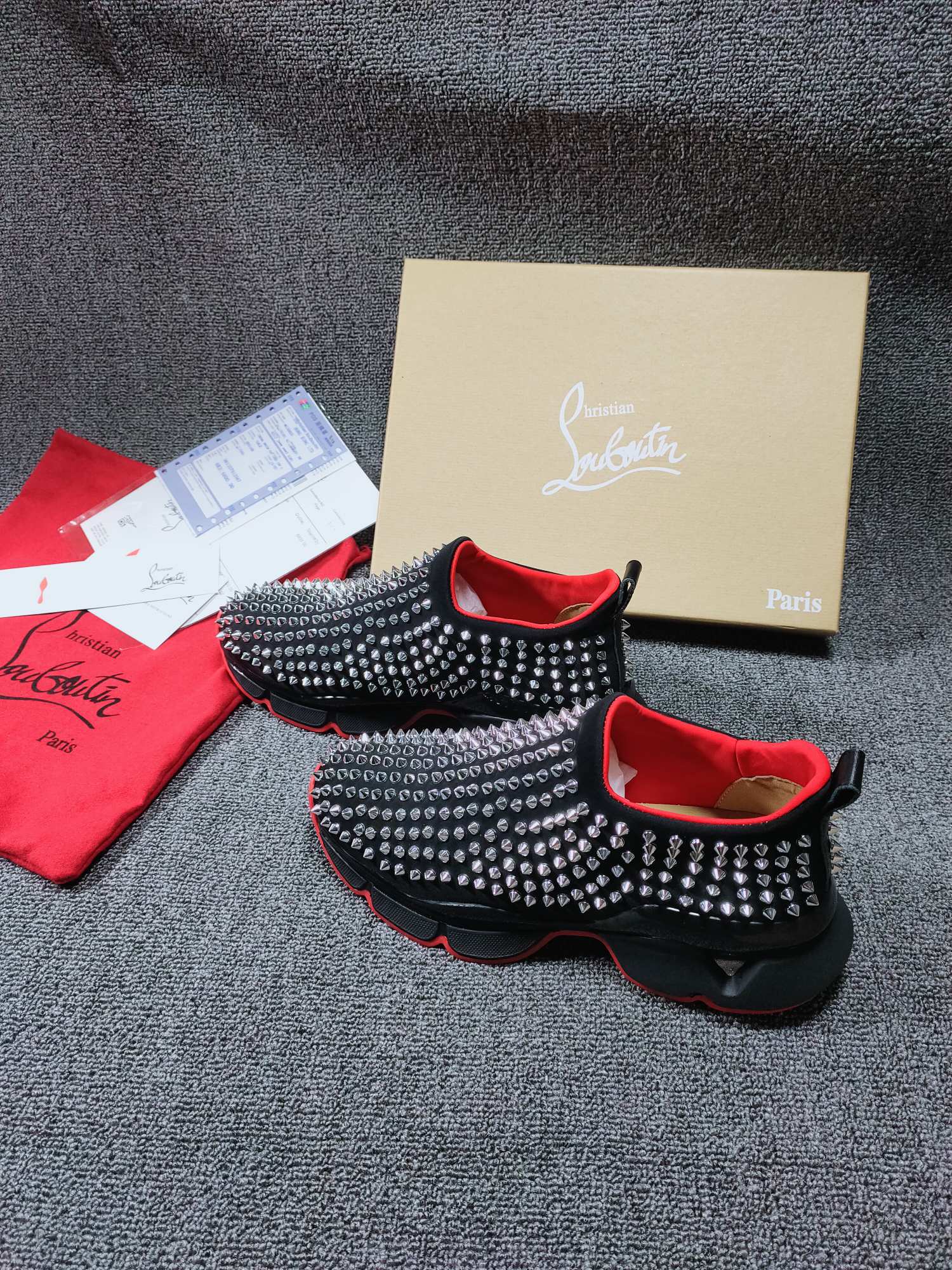 CHRISTIAN LOUBOUTIN