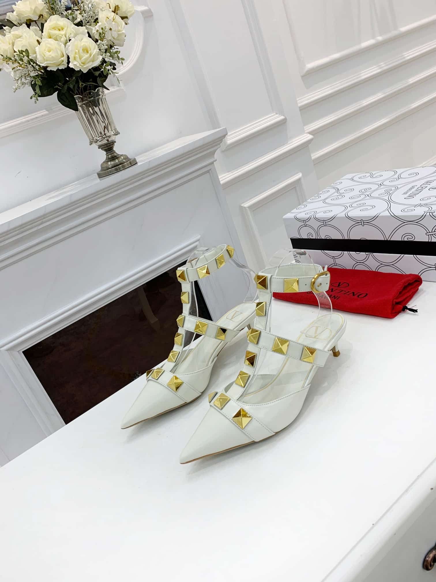 Valentino Garavani Roman Stud Kitten Heel Pumps White