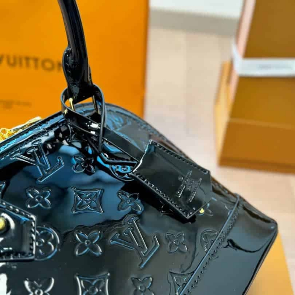 Louis Vuitton Alma BB Varnished Epi Leather Black 23Cm